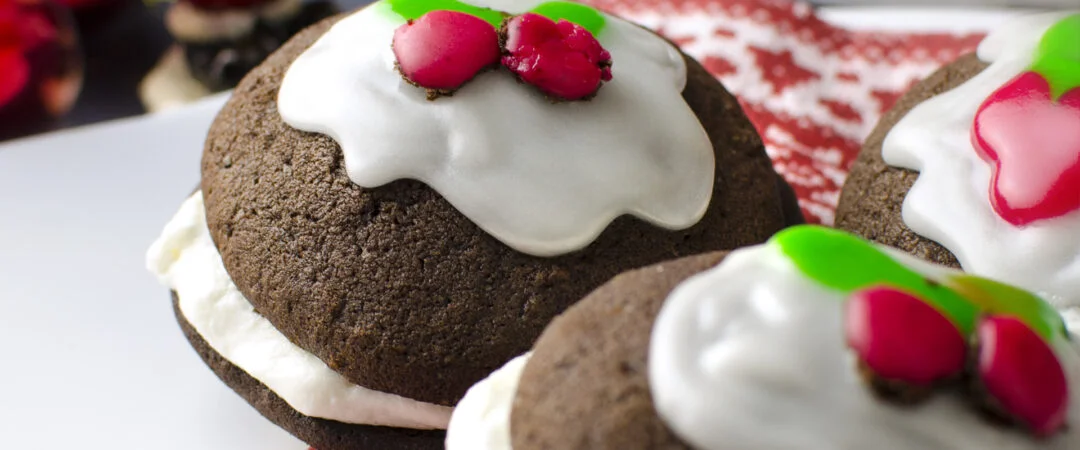 HOLIDAY SANDWICH CAKES